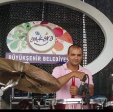Ntinos Makrakhs