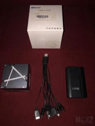 Qone Portable speaker + JMP power bank +