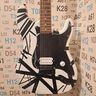 Custom ηλεκτρική κιθάρα