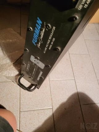 Furman AR 1220 σταθεροποιητής