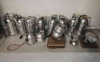 Πωλουντα 23 τεμαχια Par 64 alu 1000 watt