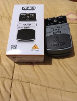 Behringer VD400