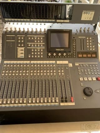 Mixer Tascam