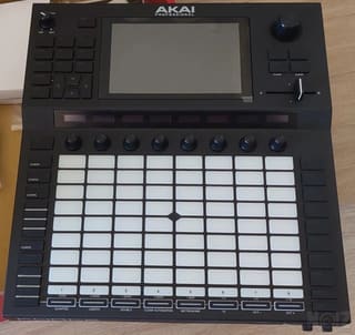 AKAI FORCE MIDI CONTROLER