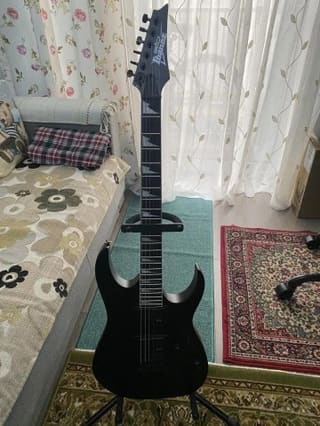 Ibanez κιθάρα