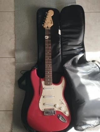 Squier Ηλεκτρική Κιθάρα