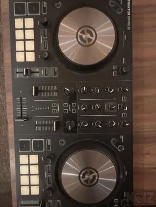 Traktor kontrol S2 MK3