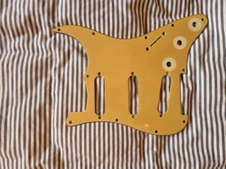 Fender 62 pickguard