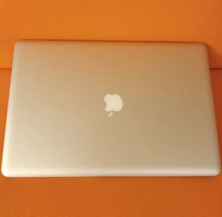 Apple MacBook Pro 17” i7 στα 2.66 Ghz ΜΗ