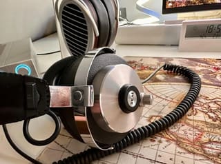 Hi - Fi  Ακουστικά   Akai   ASE - 30