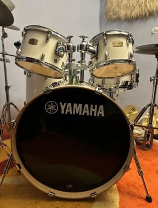 Yamaha Stage Custom σε πολύ καλή κατάστα