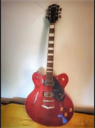 Gretsch G2622 Streamliner με σκληρή θηκη