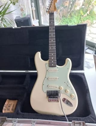 Fender stratocaster Japan 1989