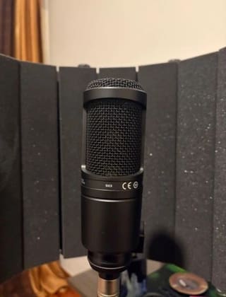 Μικρόφωνο/Βάση/Καλώδιο XLR/Pop Filter