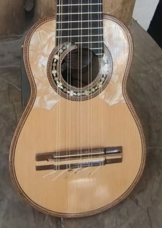 Charango Profesional