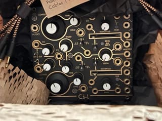 Instruo CS-L eurorack complex oscillator