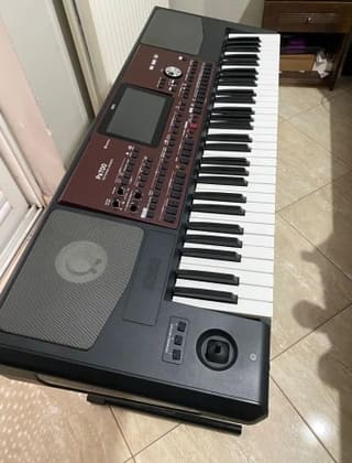Korg PA 700