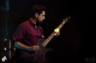 Freelance Bassist & Μαθήματα Μπάσου