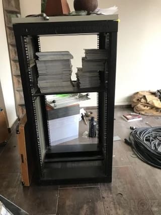 Rack με πολλά U