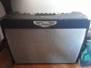Traynor 150watt guitar amplifier Λαμπάτο