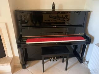Πιάνο KAWAI όρθιο ύψους 131cm