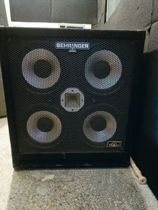 Behringer ULTRABASS BA410