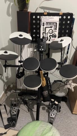 Roland TD-1