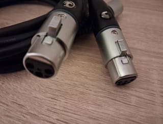 Δύο καλωδια D'Addario PW-M-05 XLR-XLR 1.5m