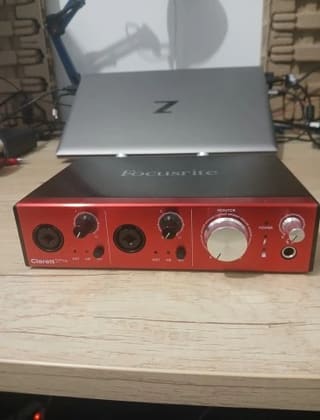 Focusrite clarett 2pre