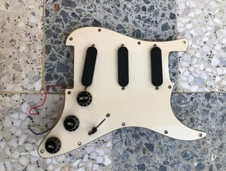 Squier Pickguard Loaded