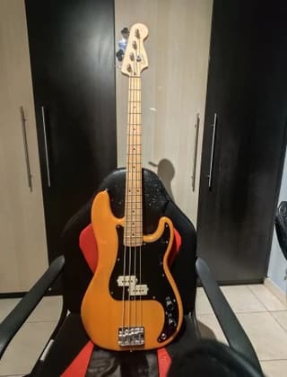 Squier Precision Affinity Butterscotch