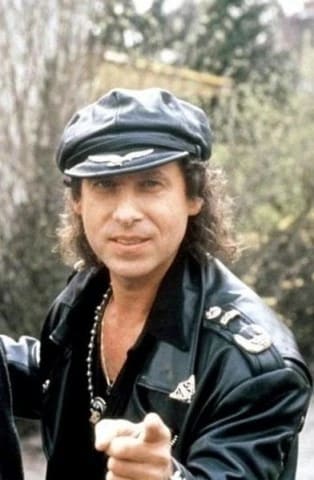 Ζητείται τραγουδιστης για Scorpions Trib