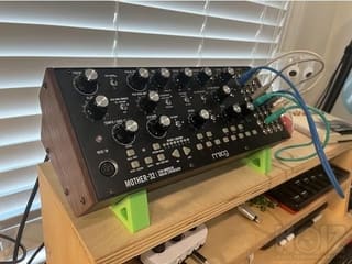Moog Stand