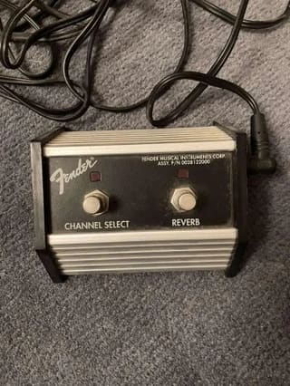 Two button Fender footswitch