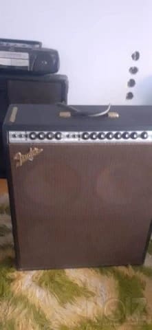 Quad Reverb 2-Channel 100-Watt