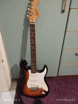 Fender_  ηλεκτρική κιθάρα με ενισχυτή κα