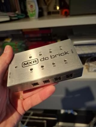 MXR DC-BRICK M237 power supply