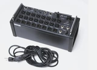 Behringer X Air XR18 18-channel Tablet M
