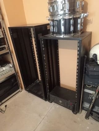 2 Rack (26U + 24U)