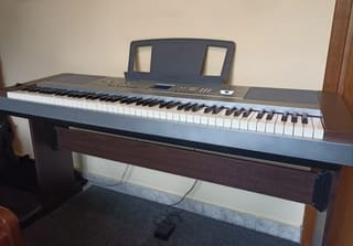 Yamaha DGX-640