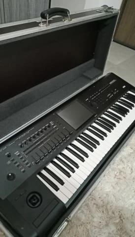 Korg KRONOS X 3gb RAM