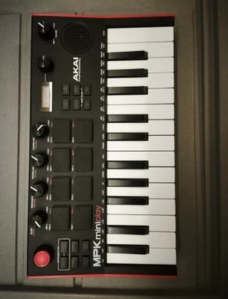 AKAI MPK Mini Play