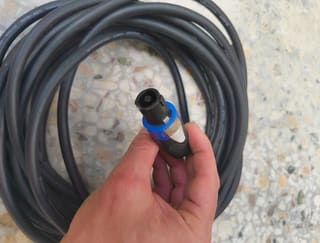 2X Speaker cables 10 meters