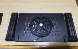 Πτυσσόμενη βάση laptop