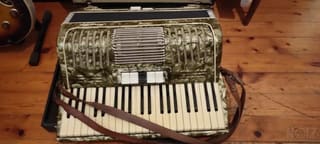 Ακορντεόν miranda 120bass. made in germa