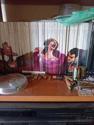 32 ΤΟΜΟΙ ΟΠΕΡΑΣ με διπλα  CD  σφραγισμεν