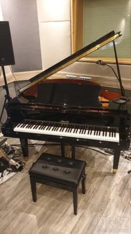 Grand Piano