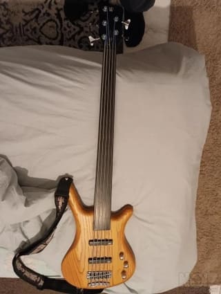 Warwick 5 Corvette Std fretless Made in 