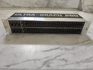 Behriger Ultra Graph PRO Equalizer