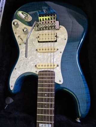 ESP Custom Shop Strat-style – Floyd Rose